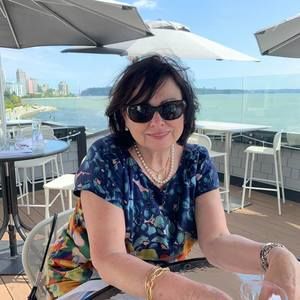 Meet your Posher, Maria